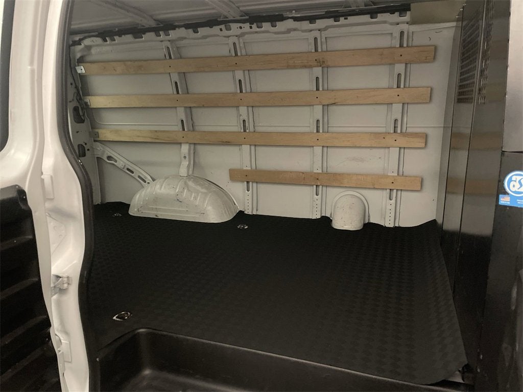 2024 Chevrolet Express Cargo 2500 WT