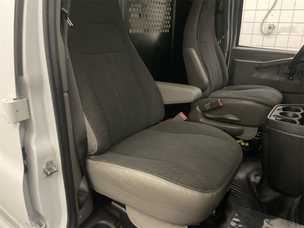 2024 Chevrolet Express Cargo 2500 WT