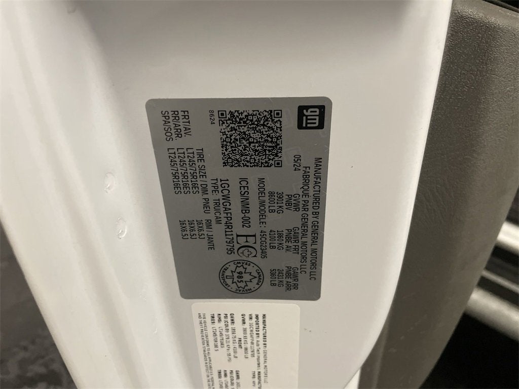 2024 Chevrolet Express Cargo 2500 WT