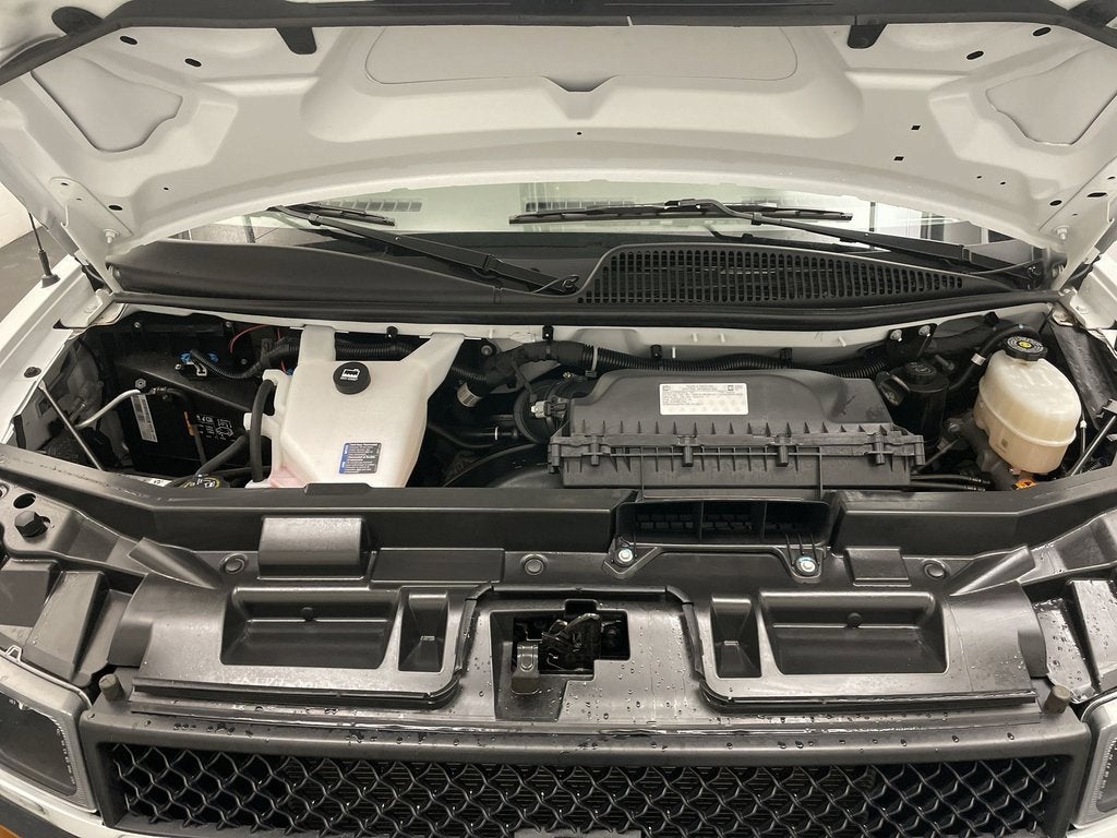 2024 Chevrolet Express Cargo 2500 WT