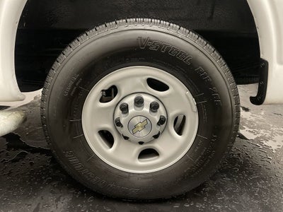 2024 Chevrolet Express Cargo 2500 WT