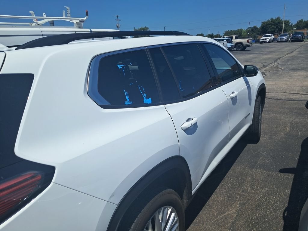 2024 GMC Acadia Elevation