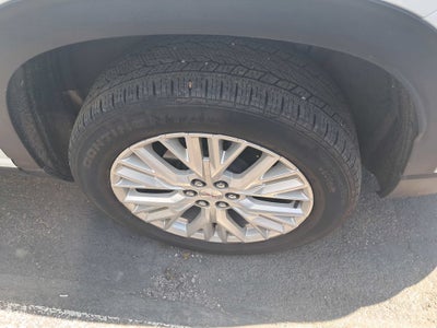 2024 GMC Acadia Elevation