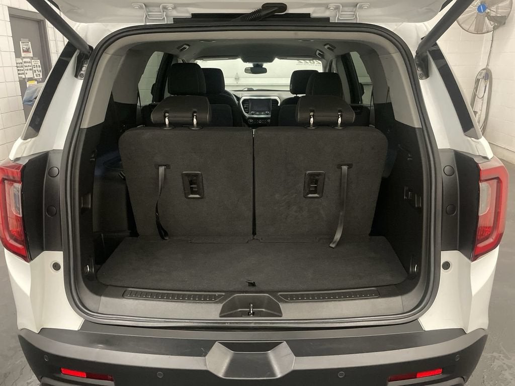2022 GMC Acadia SLE