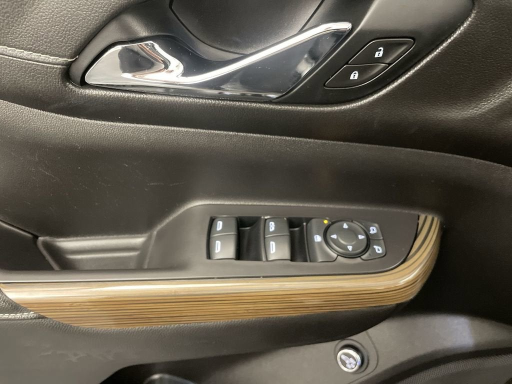 2020 GMC Acadia SLE