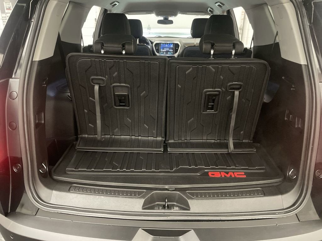 2020 GMC Acadia SLE