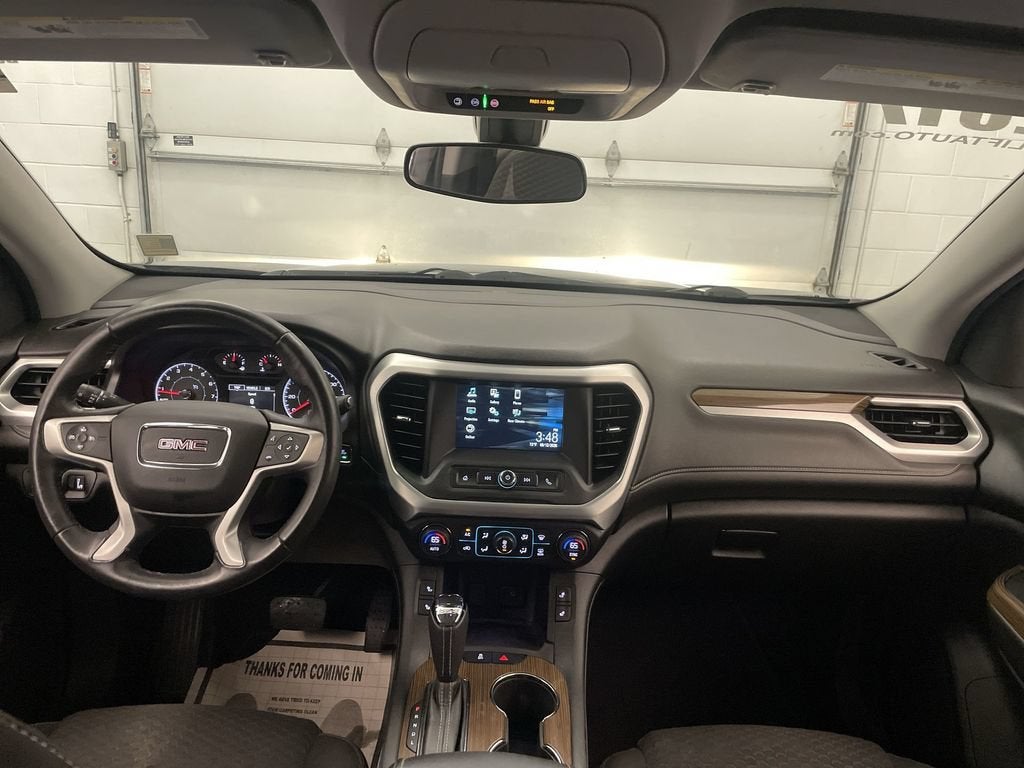 2017 GMC Acadia SLE