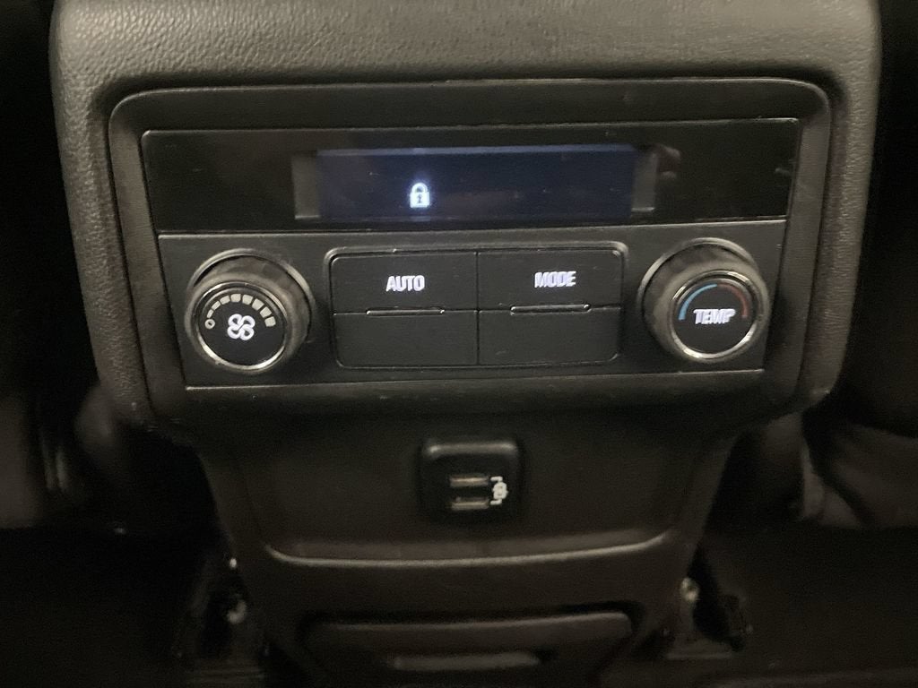 2017 GMC Acadia SLE
