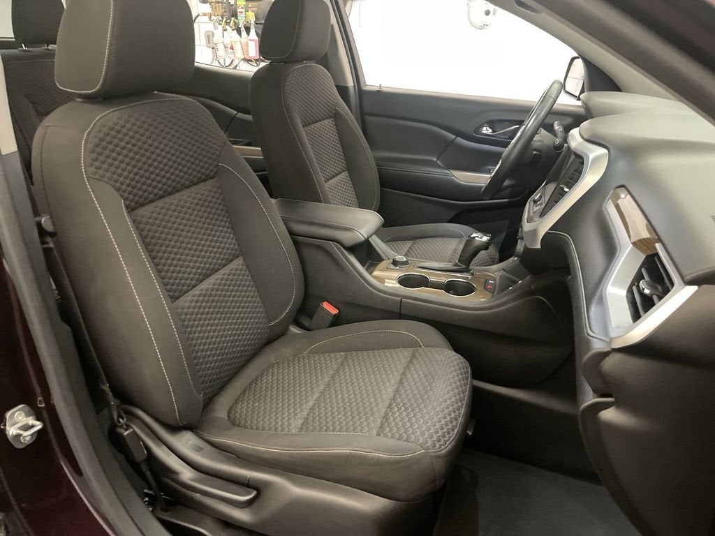 2017 GMC Acadia SLE