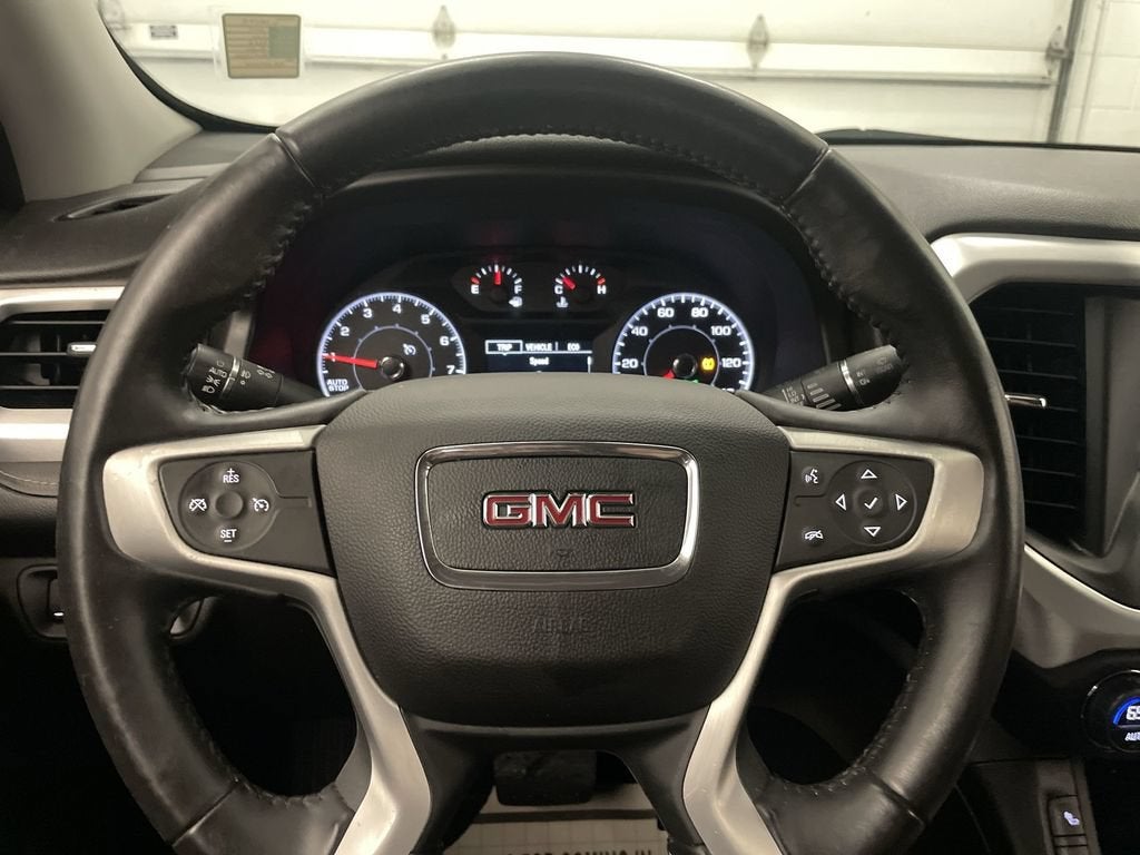 2017 GMC Acadia SLE
