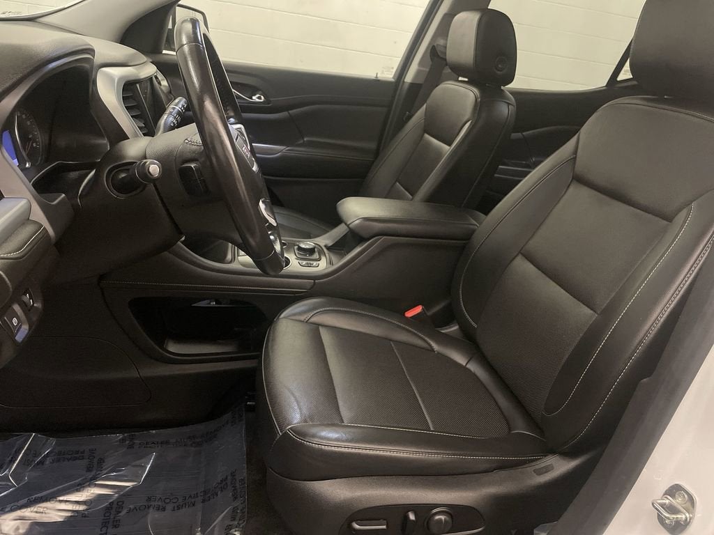 2021 GMC Acadia SLT