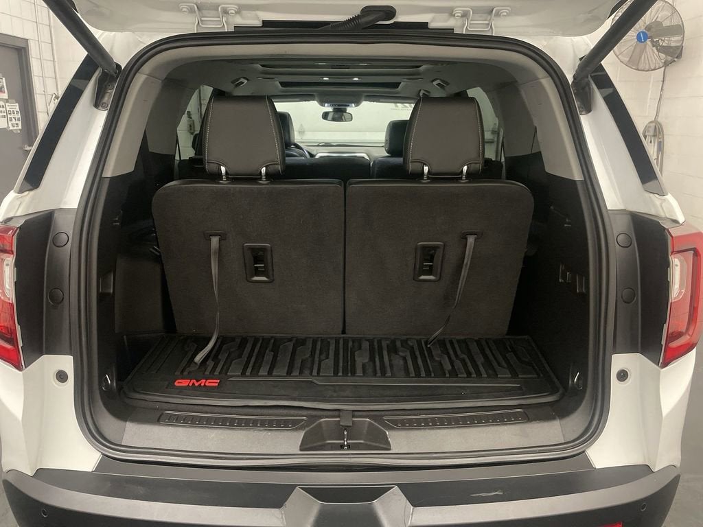2021 GMC Acadia SLT