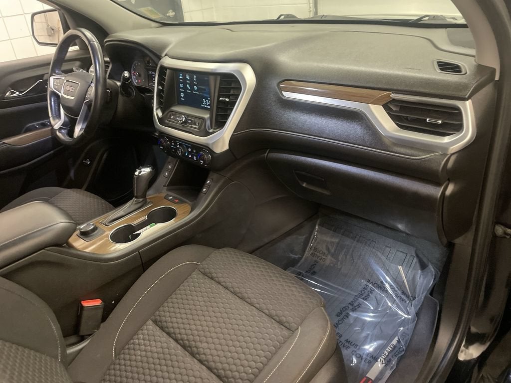 2019 GMC Acadia SLE