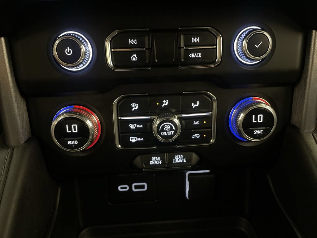 2022 GMC Yukon SLE