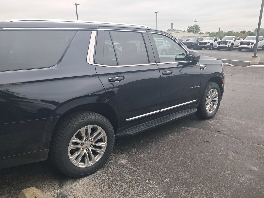 2022 GMC Yukon SLT