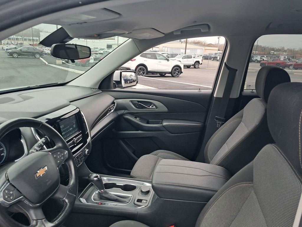 2019 Chevrolet Traverse LT Cloth