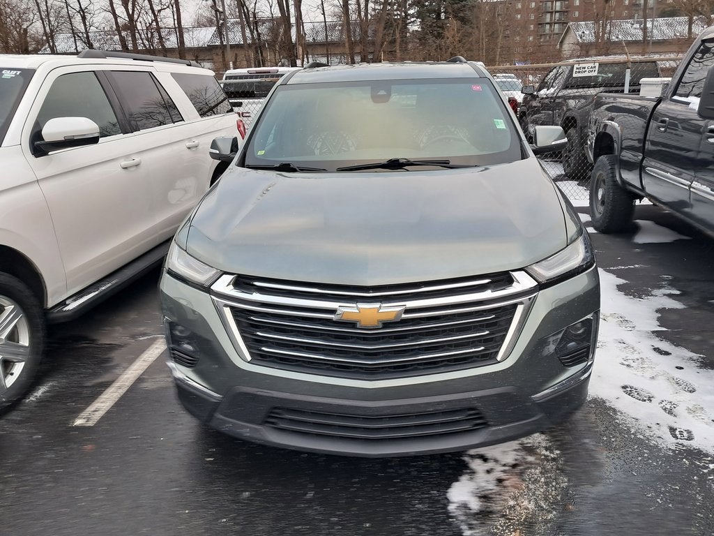 2022 Chevrolet Traverse LT Cloth