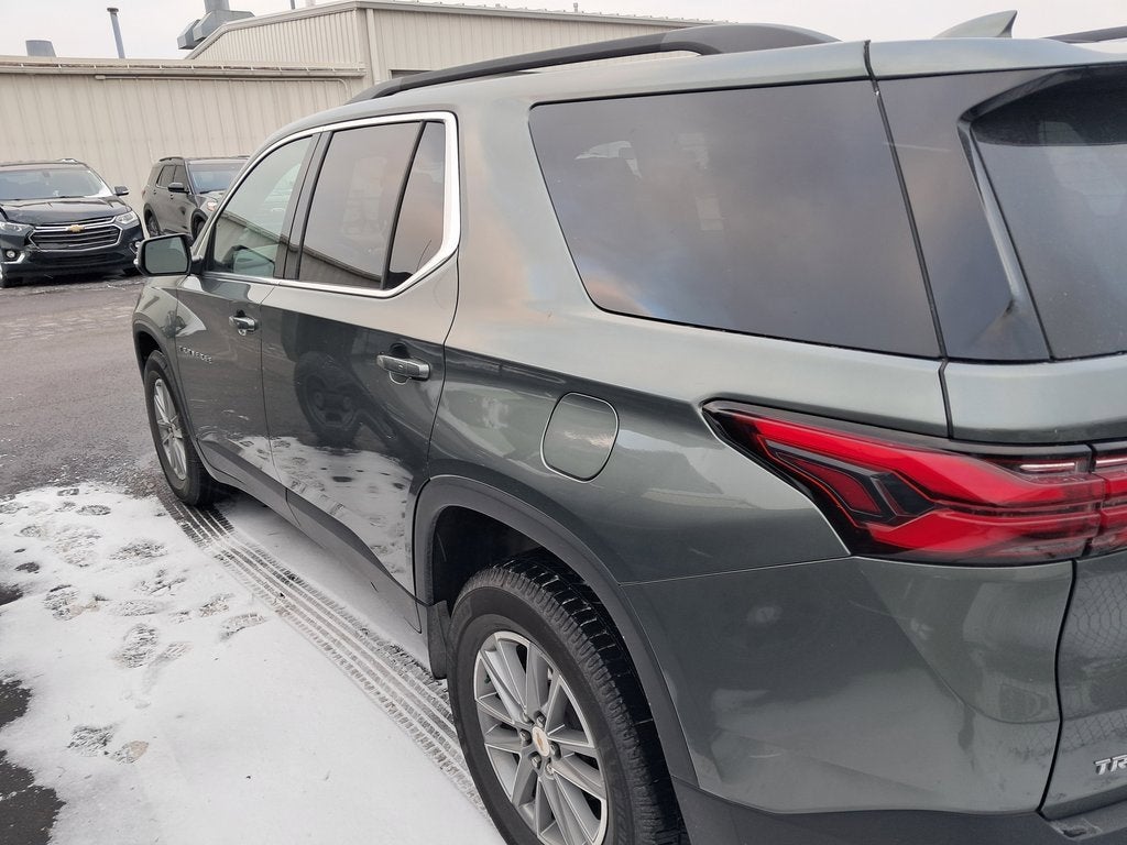 2022 Chevrolet Traverse LT Cloth