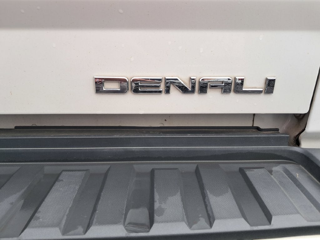2018 GMC Sierra 2500 HD Denali