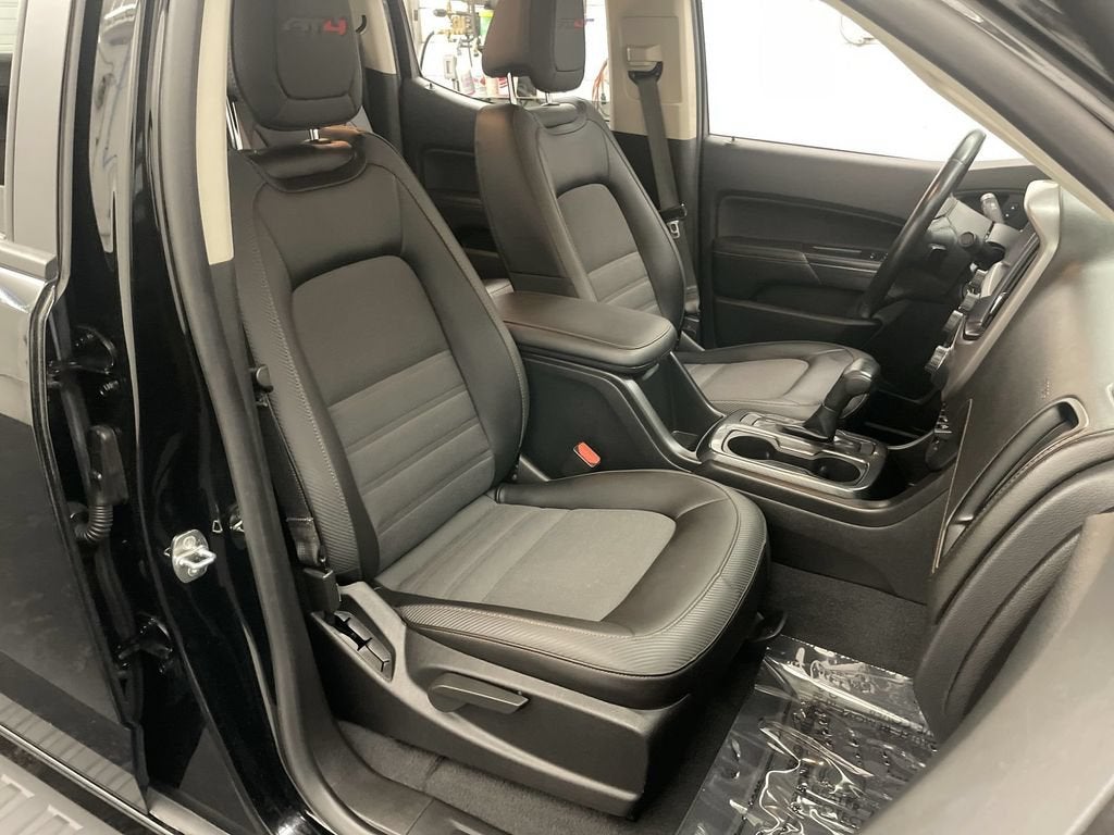 2021 GMC Canyon 4WD AT4 w/Cloth
