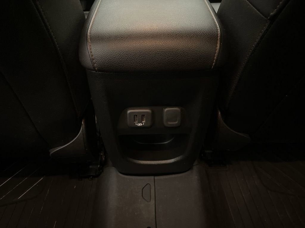 2021 GMC Canyon AT4 - Leather