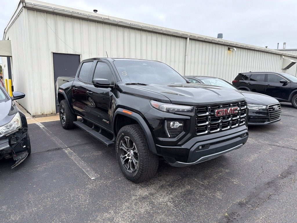 2023 GMC Canyon AT4