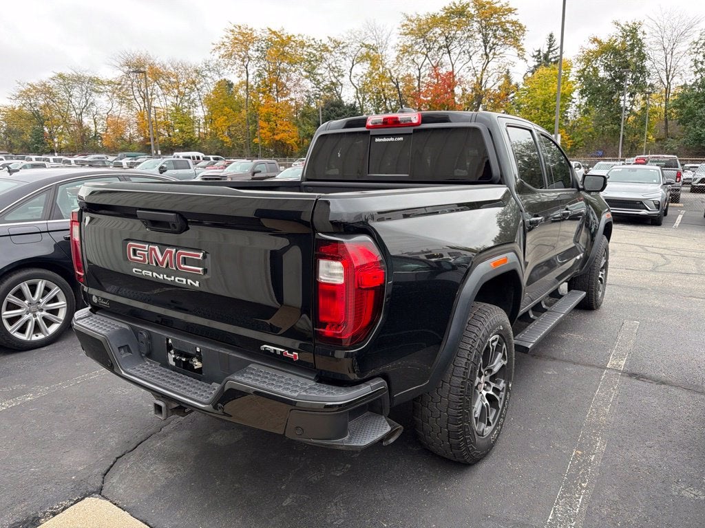 2023 GMC Canyon AT4