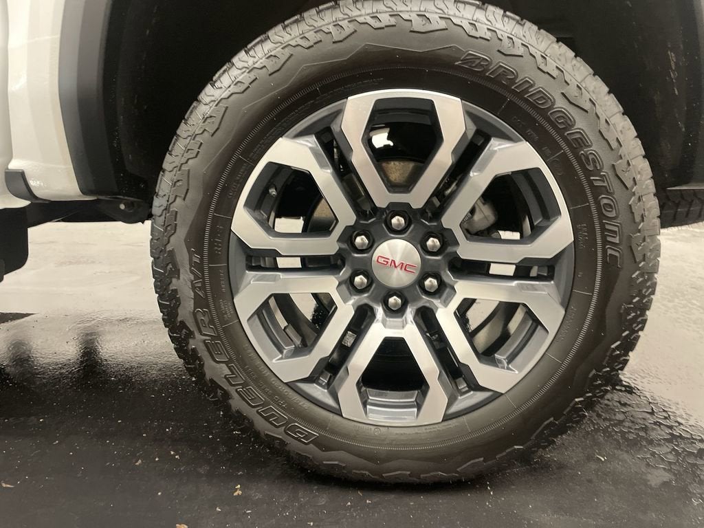 2024 GMC Canyon AT4