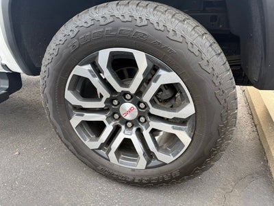 2024 GMC Canyon AT4