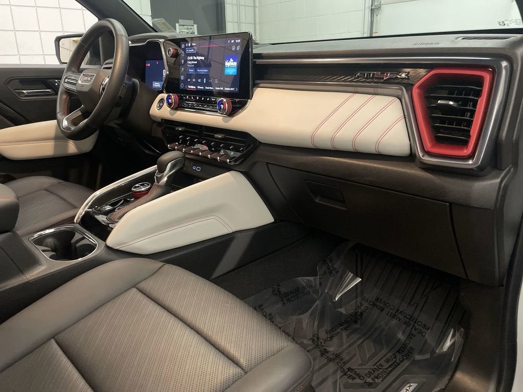 2024 GMC Canyon AT4X