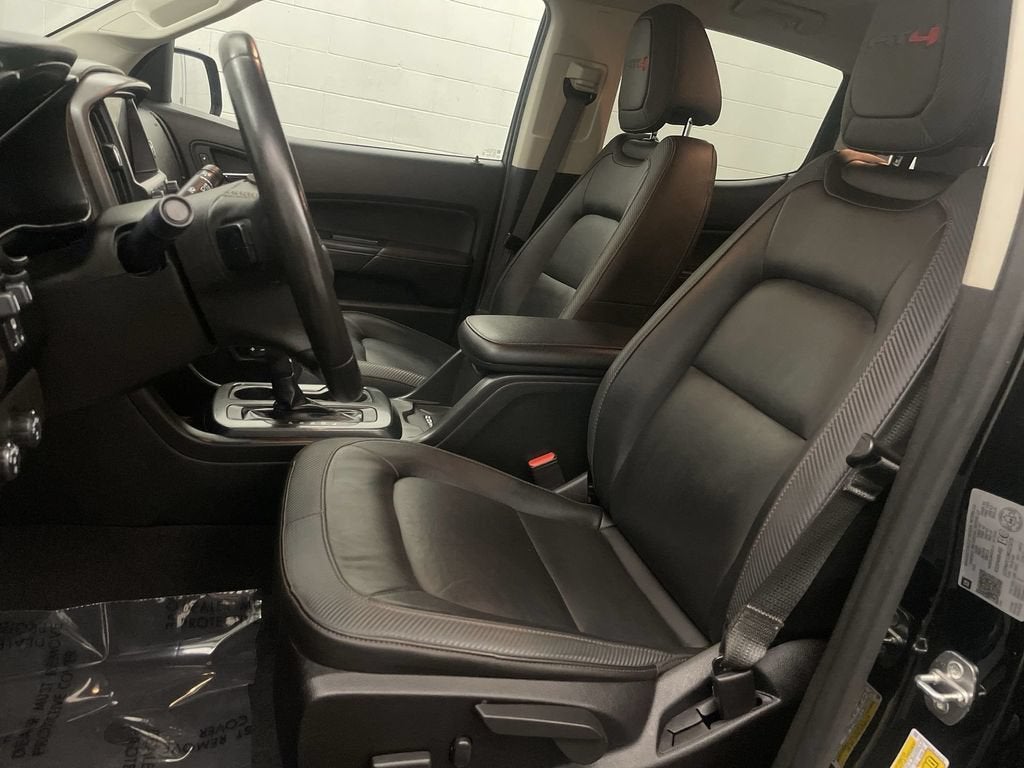 2021 GMC Canyon 4WD AT4 w/Leather
