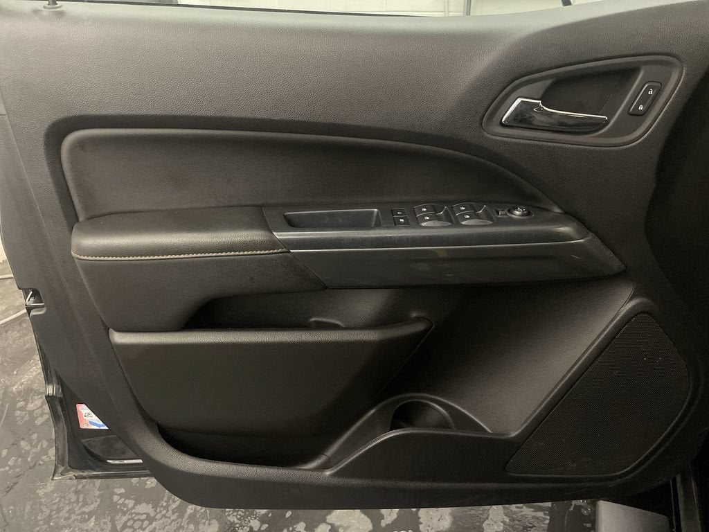 2021 GMC Canyon 4WD AT4 w/Leather