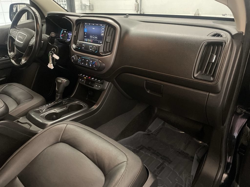 2021 GMC Canyon 4WD AT4 w/Leather