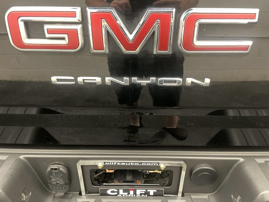 2021 GMC Canyon 4WD AT4 w/Leather