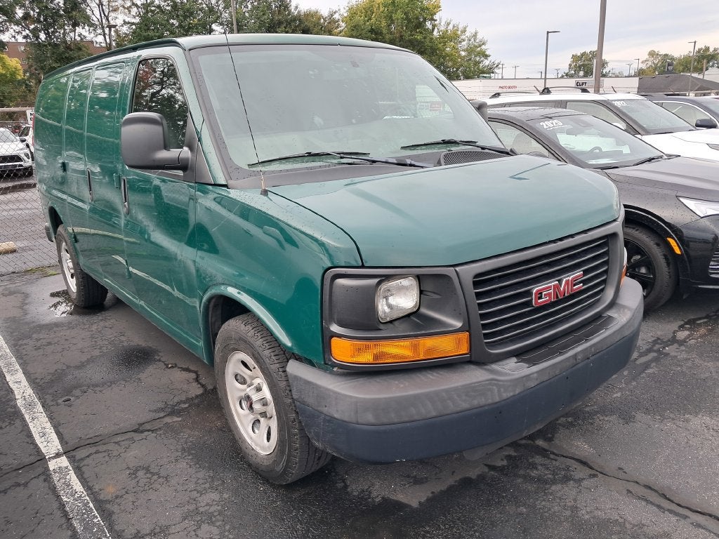 2014 GMC Savana Cargo 1500 Work Van