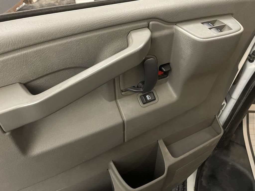 2017 GMC Savana Cargo 2500 Work Van