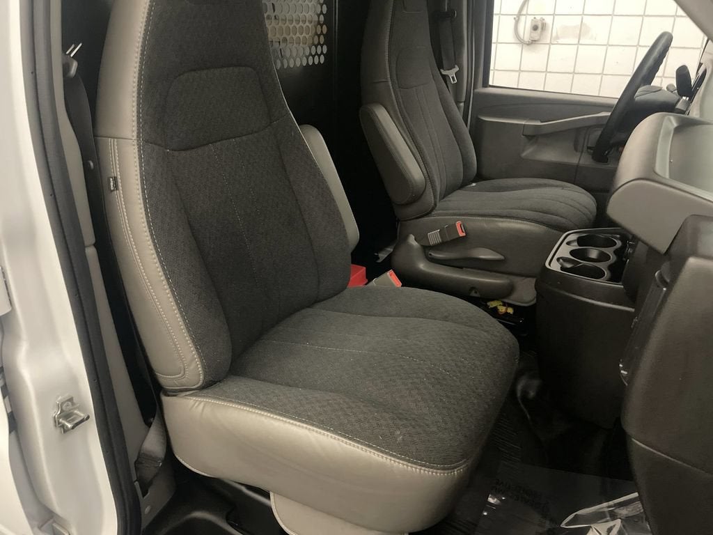 2025 GMC Savana Cargo Work Van