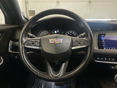 2023 Cadillac XT4 Premium Luxury