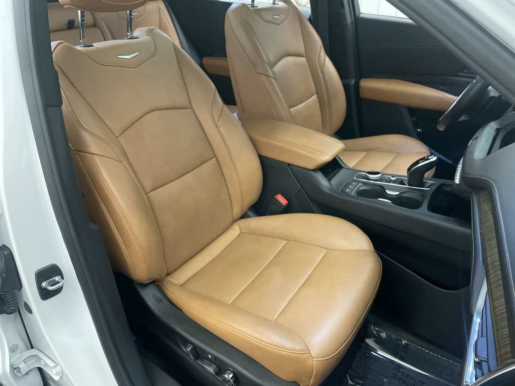 2021 Cadillac XT4 AWD Sport