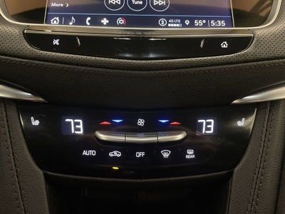 2024 Cadillac XT5 Luxury