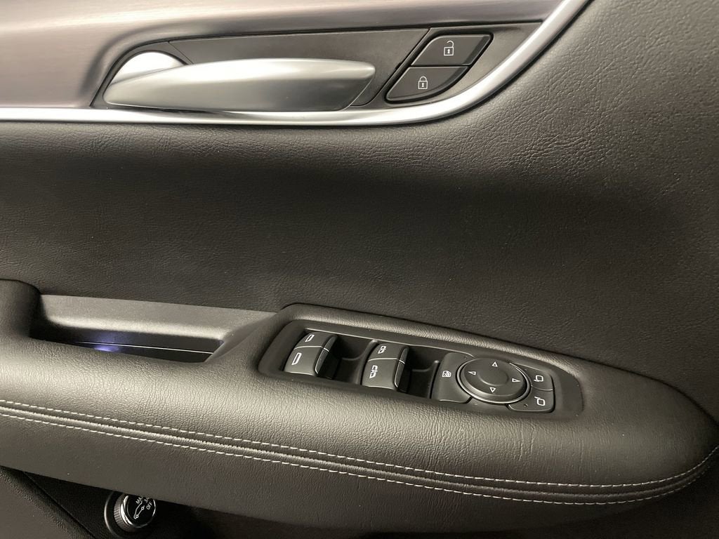 2024 Cadillac XT5 Luxury