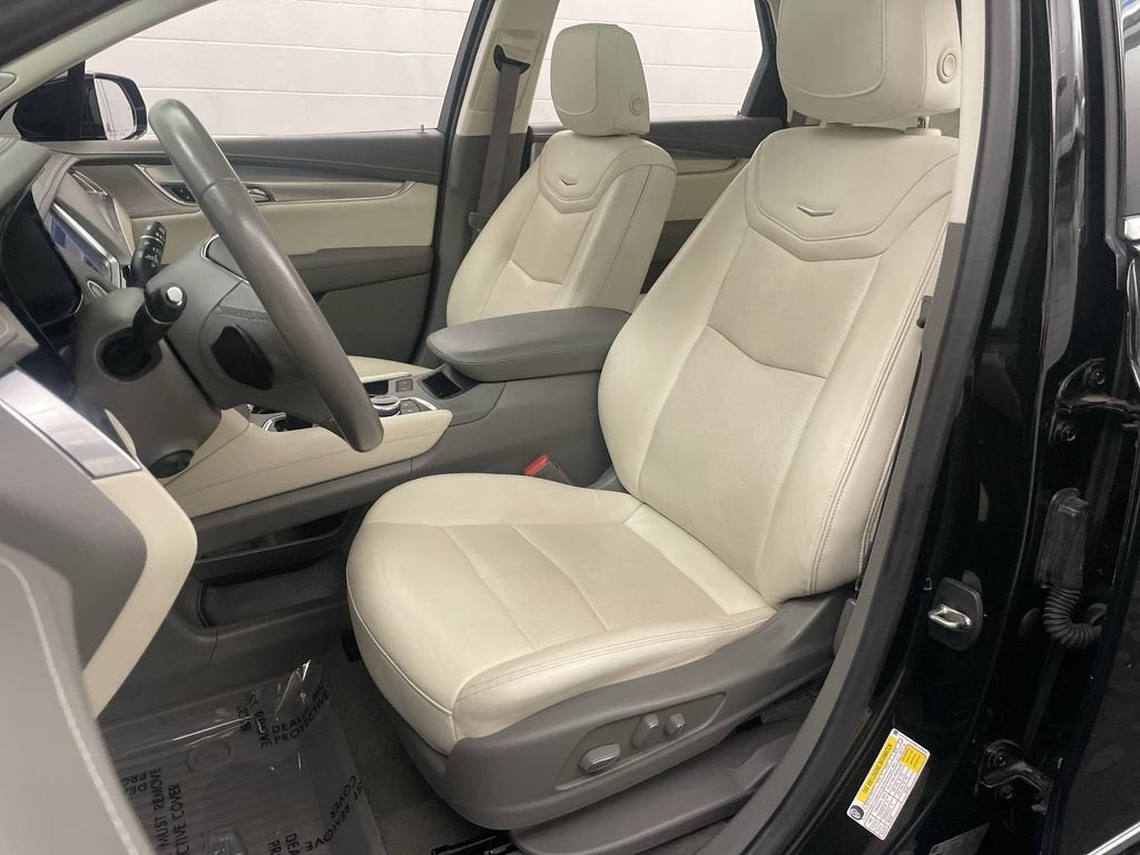 2021 Cadillac XT5 FWD Premium Luxury