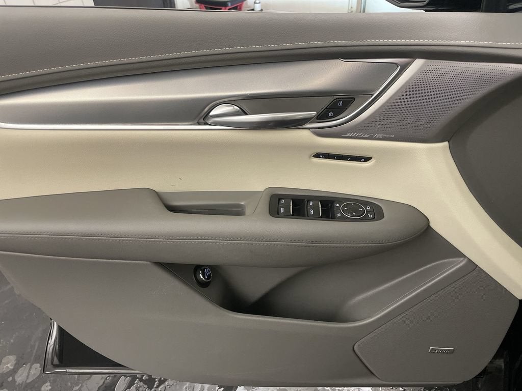 2021 Cadillac XT5 FWD Premium Luxury