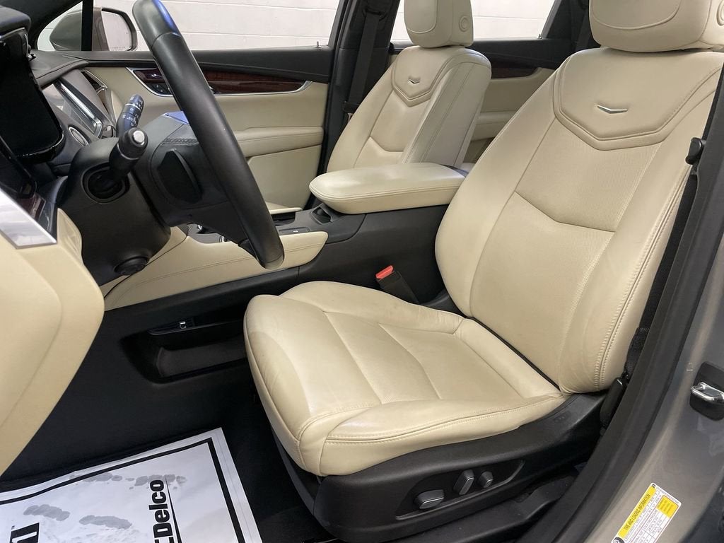 2019 Cadillac XT5 Luxury FWD