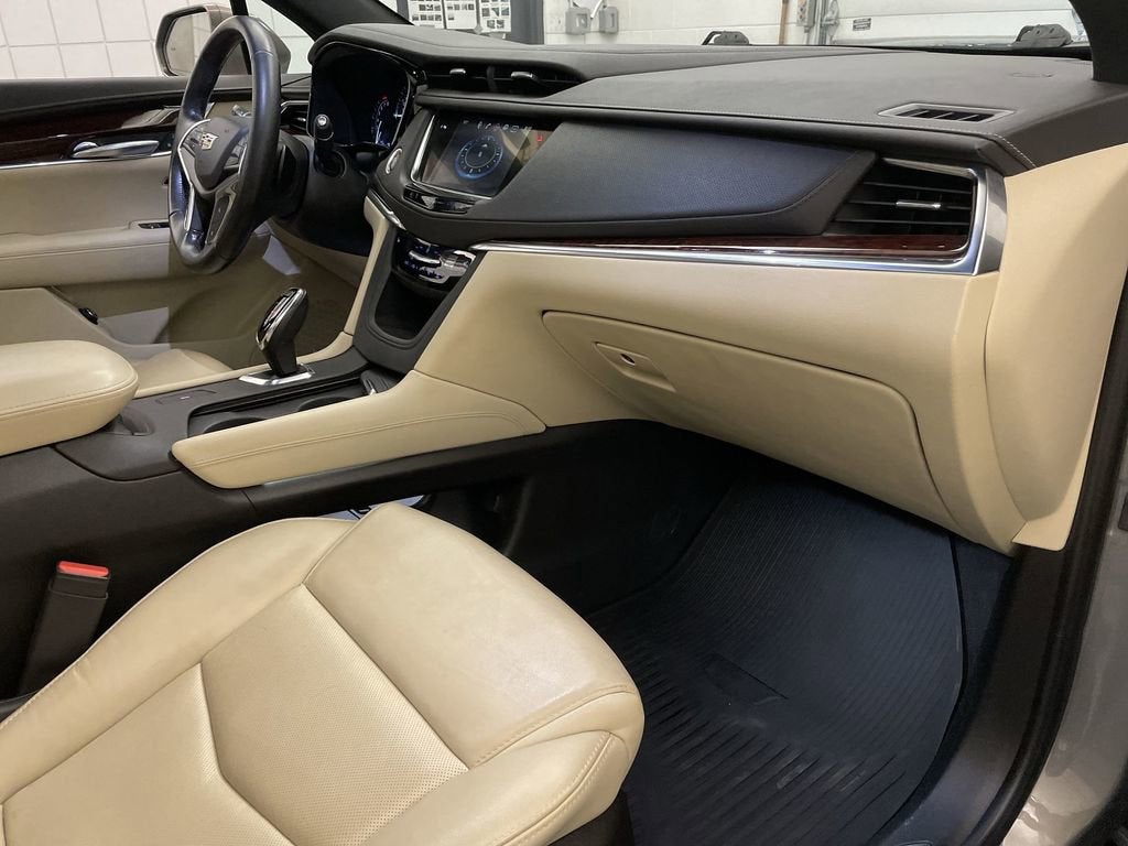 2019 Cadillac XT5 Luxury FWD