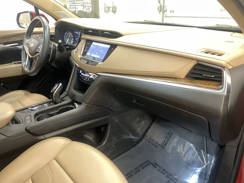 2022 Cadillac XT5 Sport