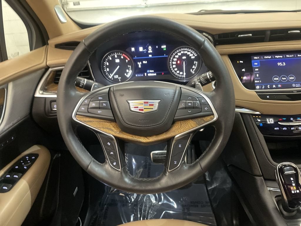 2022 Cadillac XT5 Sport