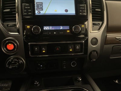 2017 Nissan TITAN Platinum Reserve