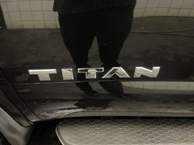 2017 Nissan TITAN Platinum Reserve