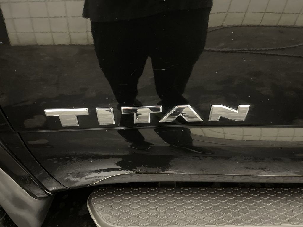 2017 Nissan TITAN Platinum Reserve